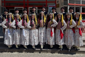 '“Yüreğimizde Mirasıyla, Adımlarının İzinde…”